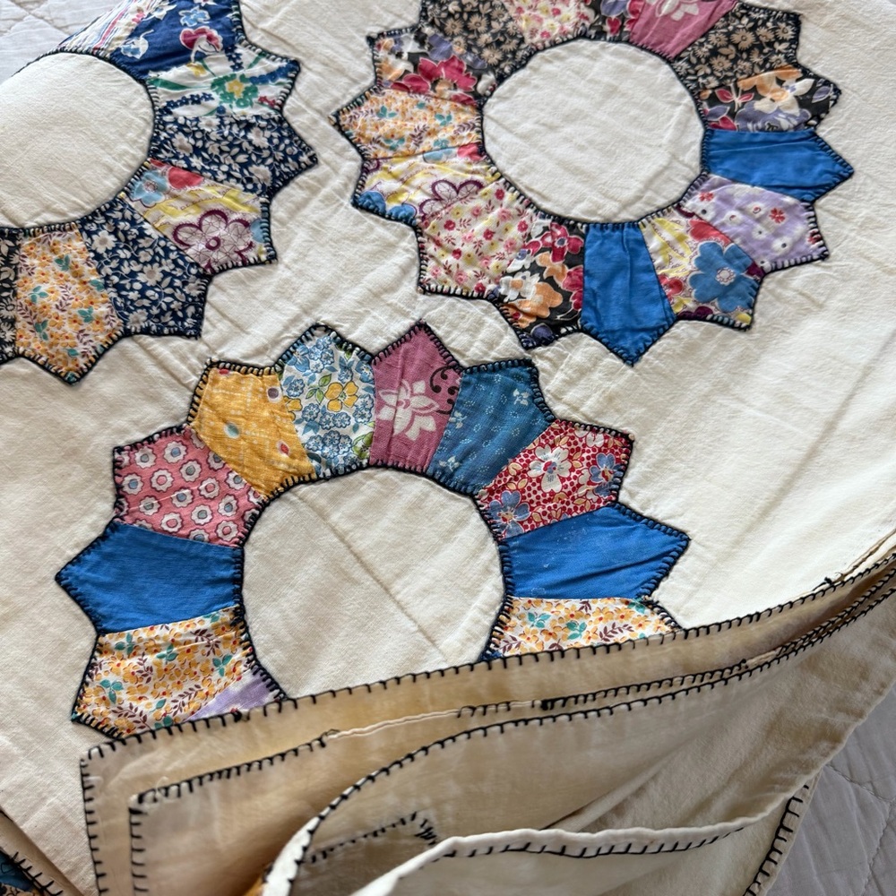 Vintage Dresden Plate Quilt 70x86 Feedsack Appliqué Cottagecore